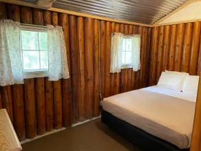 Cabin #14 - Image 3