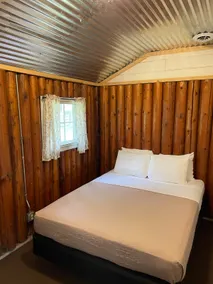 Cabin #14 - Image 2