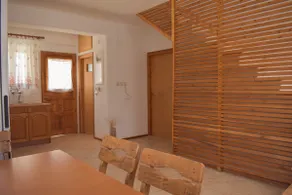 Quiet Wood-Style Maisonette - Image 4