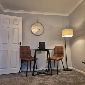 The Haven Stylish flat central cosy, Free parking - Image 2