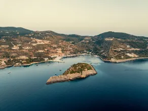Alýria Sea Side Suites - Image 3