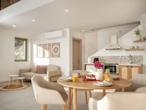 Alýria Sea Side Suites - Image 5