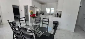 Sleeps 10, 5 Beds, 3 Bedrooms, 2 Bath FREE Laundry - Image 5