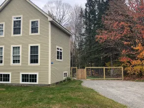 Bright, Cozy Home on Biking Trails - Image 2