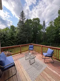 Bright, Cozy Home on Biking Trails - Image 4