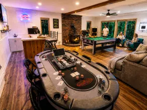Close to ESU-Stay & Play-PoolTable/Sauna/Spacious - Image 3