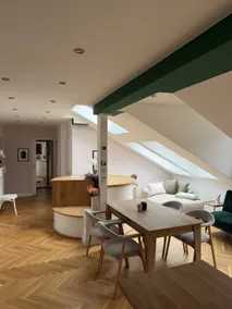 3 bedrooms, 3 private bathrooms, sauna & gym - Image 5