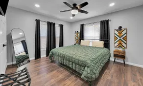 The Hines House-Walk to Baylor - Image 4