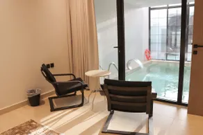 Family apartment with private pool - Image 2