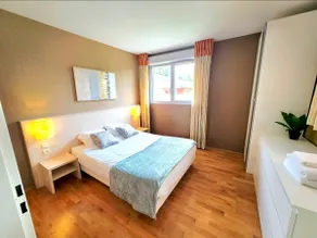Great space & view, well located - Image 2