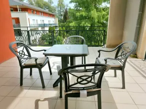 Great space & view, well located - Image 3