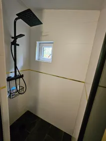 ”A green setting” with air conditioning in 10 minutes from the sea - Image 2