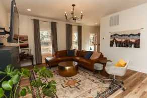 Sunset Mountain Home- Perfect for Families + Pets - Image 3