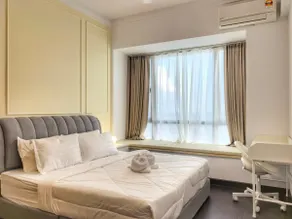 R&F Princess Cove 2BR Sea View JB-SG CIQ Malls - Image 2