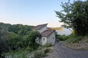 Affordable Island Villa with Sea Views Great Value Stay - Image 2