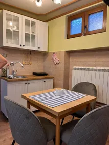 Apartment 24 - Image 4
