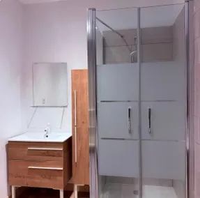 Apartment in the city center of Montbrison - Image 5