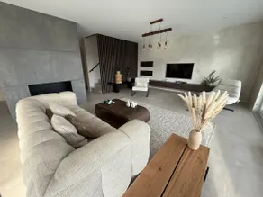 New 200 m2 villa for rent - Image 4