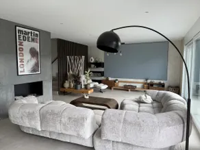New 200 m2 villa for rent - Image 3