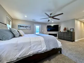 Modern Farmhouse Retreat-Open Concept-Apple Hill - Image 2