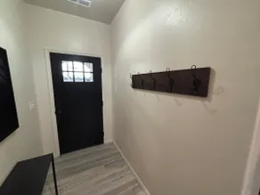 Brand-New Charming Quiet Townhome - Image 5
