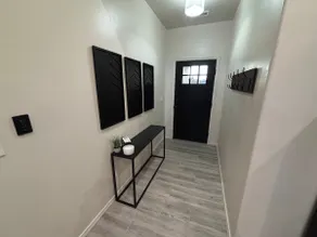 Brand-New Charming Quiet Townhome - Image 4