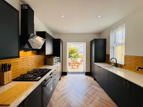Spacious House-Blaenavon-sleeps 6-Brecon Beacons - Image 3