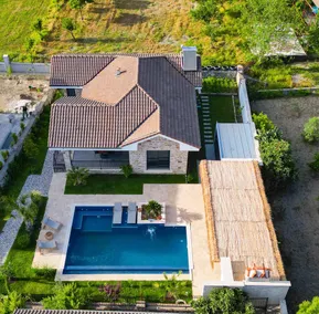 Citrus Stone House - Image 5