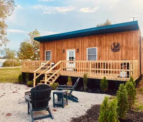 Hocking Hills Cabin-Pet Friendly-Close to Caves - Image 2