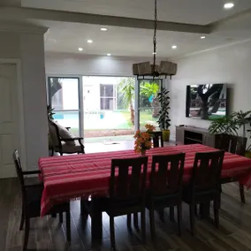 A beautiful place with plenty of space for family. - Image 4