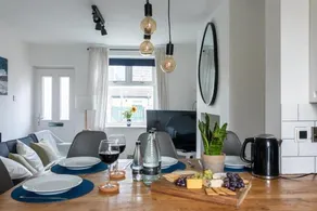 House in central Harrogate, free Parking - Image 3