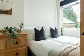 House in central Harrogate, free Parking - Image 5