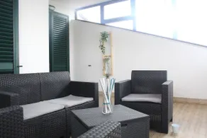 The terrace - Image 5
