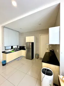 D Pristine 4 bedroom apartment 2025 opposite legoland and medini - Image 4
