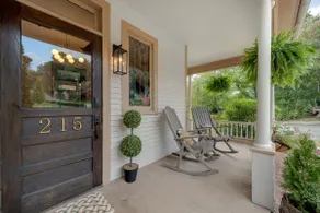 Grace House. Home on Main Street! - Image 4