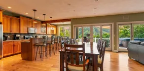 Mountainview Haven: Retreat w HotTub at Mount Snow - Image 5