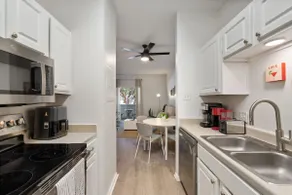 1BR Bright Domain Apt w Pool, Tennis & Parking - Image 5