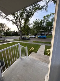 3 bedroom house with garage and fenced backyard - Image 3