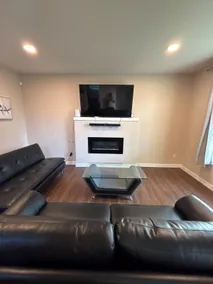 3 bedroom house with garage and fenced backyard - Image 2