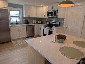 Modern Comfort - Image 3
