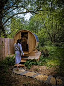 New! Cozy Creekside Cabin with Sauna - Image 4