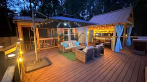 Queen of the Hill with Sauna, Plunge Tub & Hot Tub - Image 4