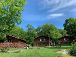 Lakefront 3-bedroom Cottage in Port Carling #3o - Image 4