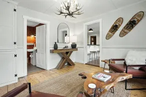 The Raddish Roost on Main - Image 4
