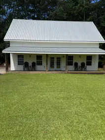 The “White House” cottage - Image 2