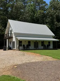 The “White House” cottage - Image 3