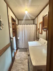 Cabin - Image 4