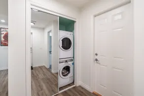 Private 2 Bedroom Guest Suite-Walnut Grove Langley - Image 3