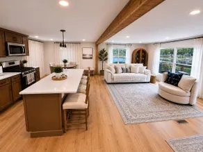 Cottage on sandy all sport Lake! Stylish/Renovated - Image 4