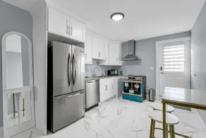 2BR LaSalle Apartment near Gordie Howe Bridge - Image 4